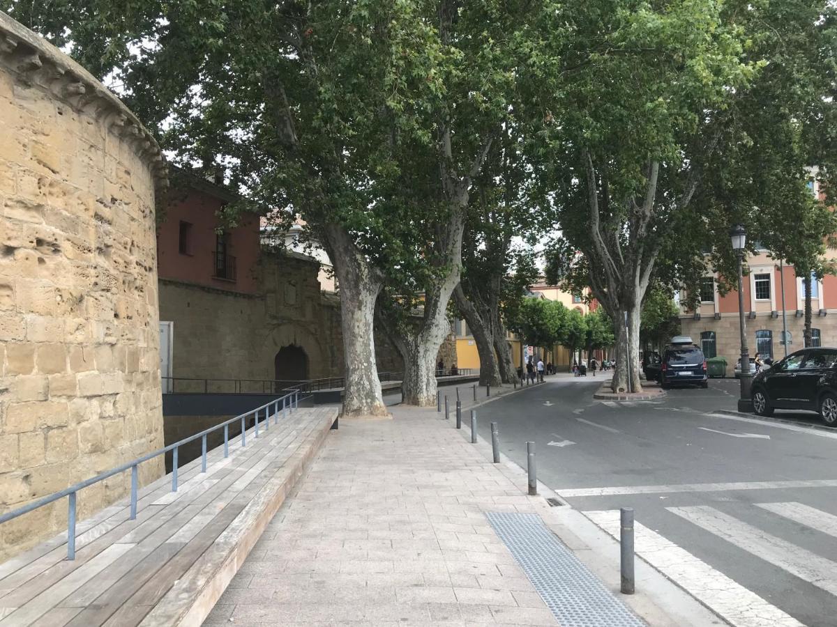 Murallas De Revelin & Laurel -casco Antiguo- * Logrono
