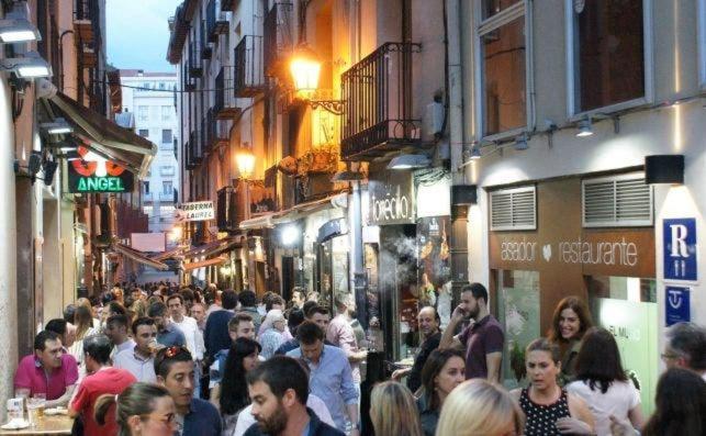Murallas De Revelin & Laurel -casco Antiguo- *