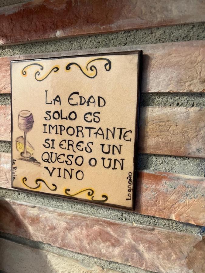 Murallas De Revelin & Laurel -casco Antiguo-